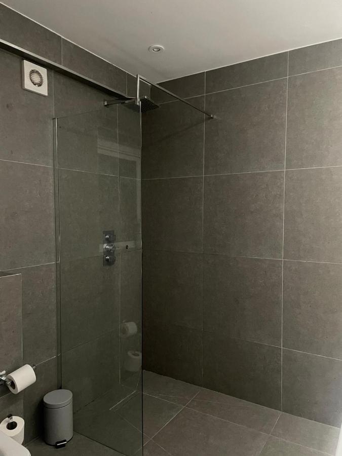 Balham, South London Spacious Guest House 1, 6 Rooms Available Ngoại thất bức ảnh