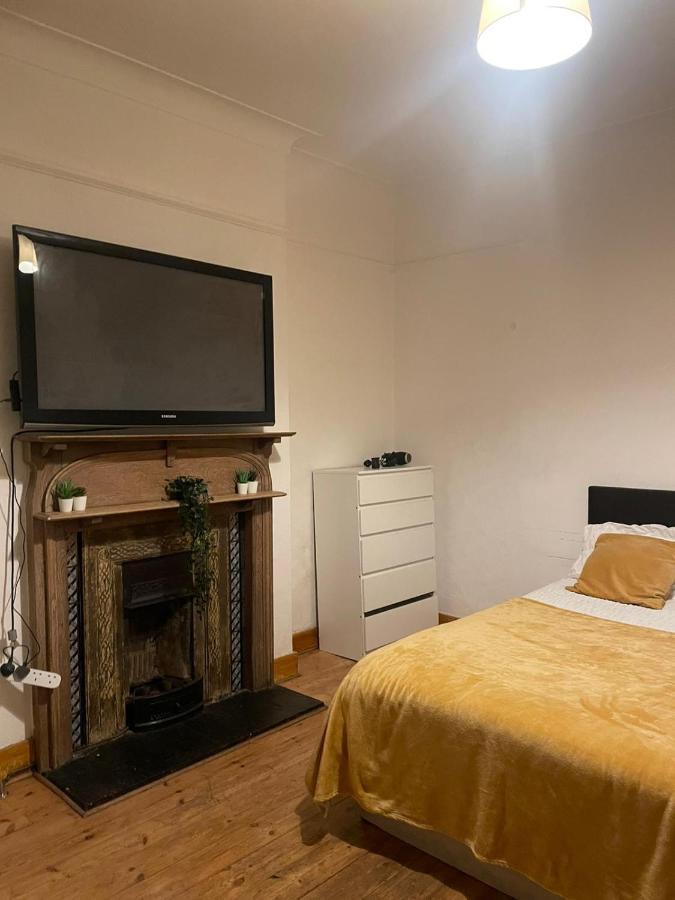 Balham, South London Spacious Guest House 1, 6 Rooms Available Ngoại thất bức ảnh